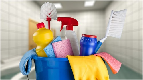 Cleaner refreshing a Bermondsey home interior